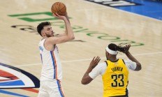 米兰APP下载-湖人B队逆转篮网B队，萨博尼斯送出助攻的简单介绍