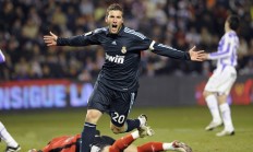 米兰体育-厄德高攻防两端统治赛场，南非与苏格兰之战中的唯一性