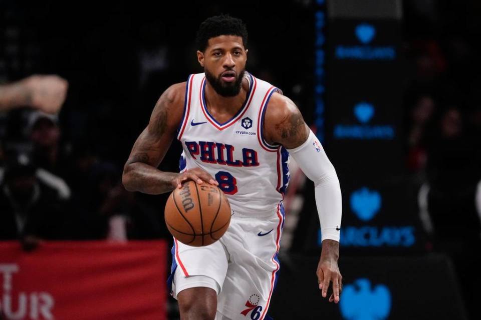 包含76人擒下公牛，继续领跑东部榜首的词条