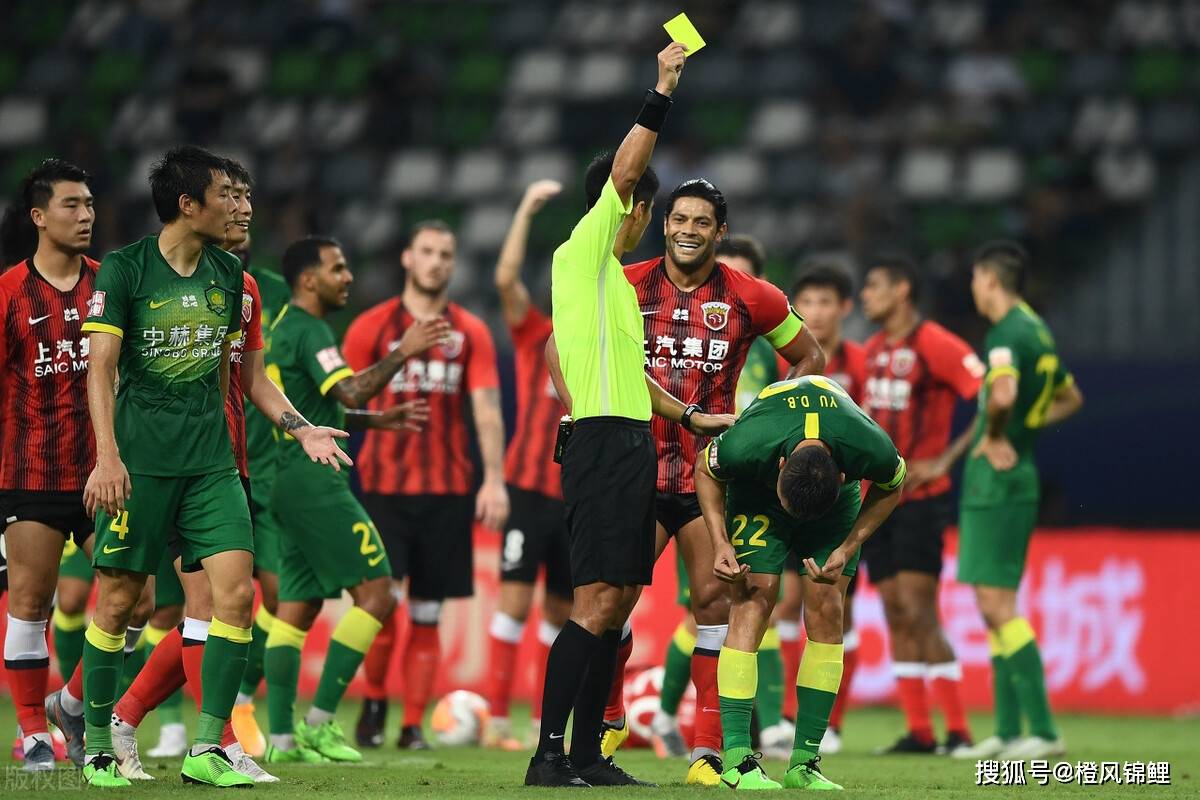 重庆当代与深圳佳兆业对决在即，谁能夺魁