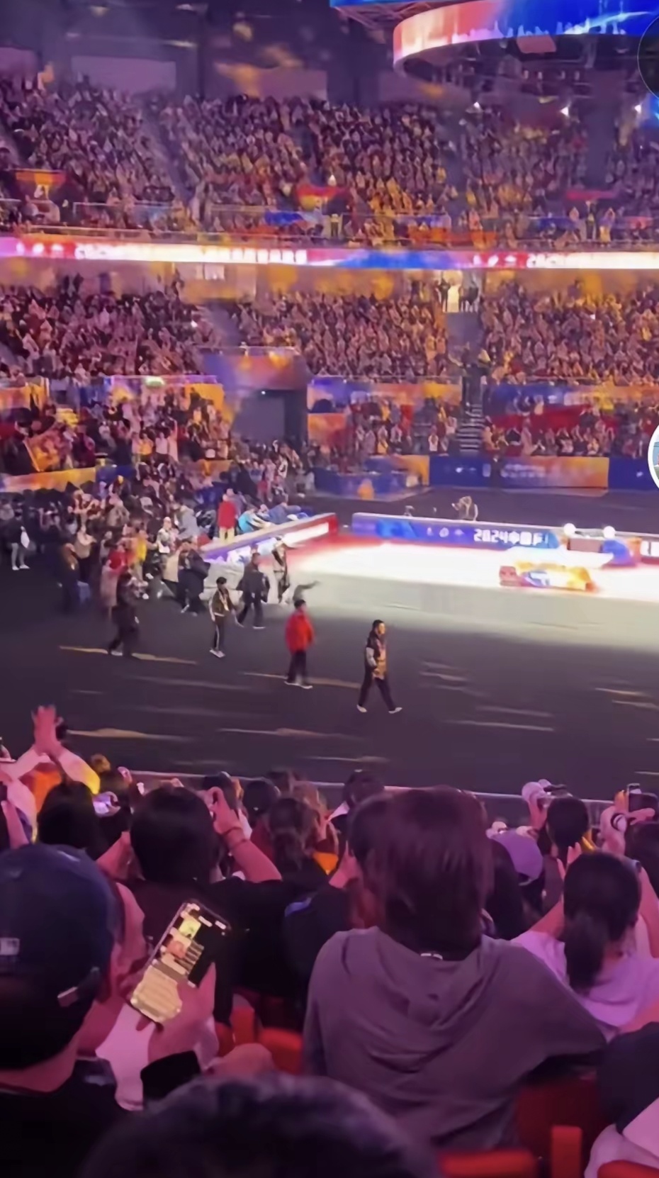 包含日本队横扫韩国队，许昕点燃赛场的词条