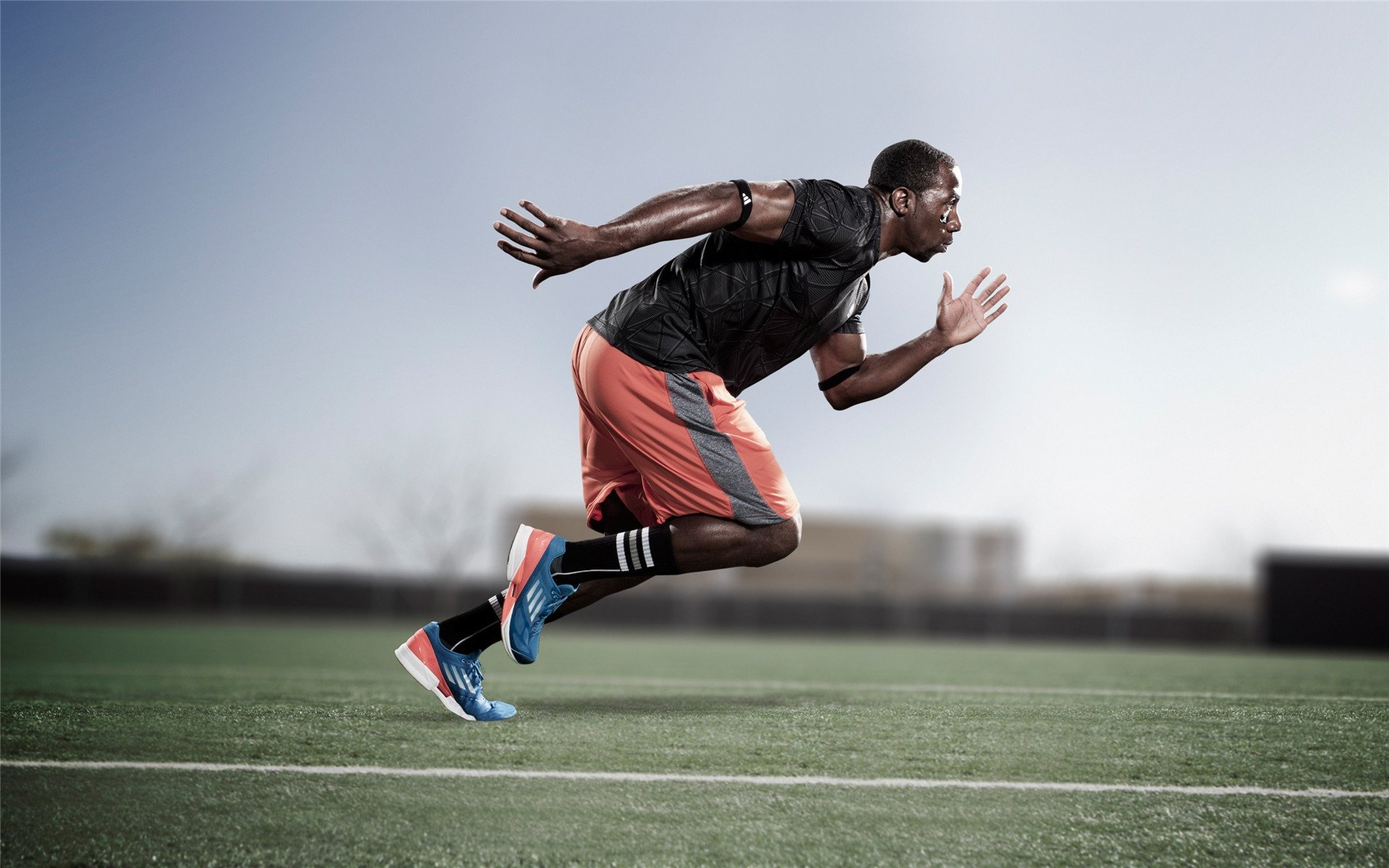 布克攻防转换核心,上海队封锁火箭,现代篮球战术的极致演绎