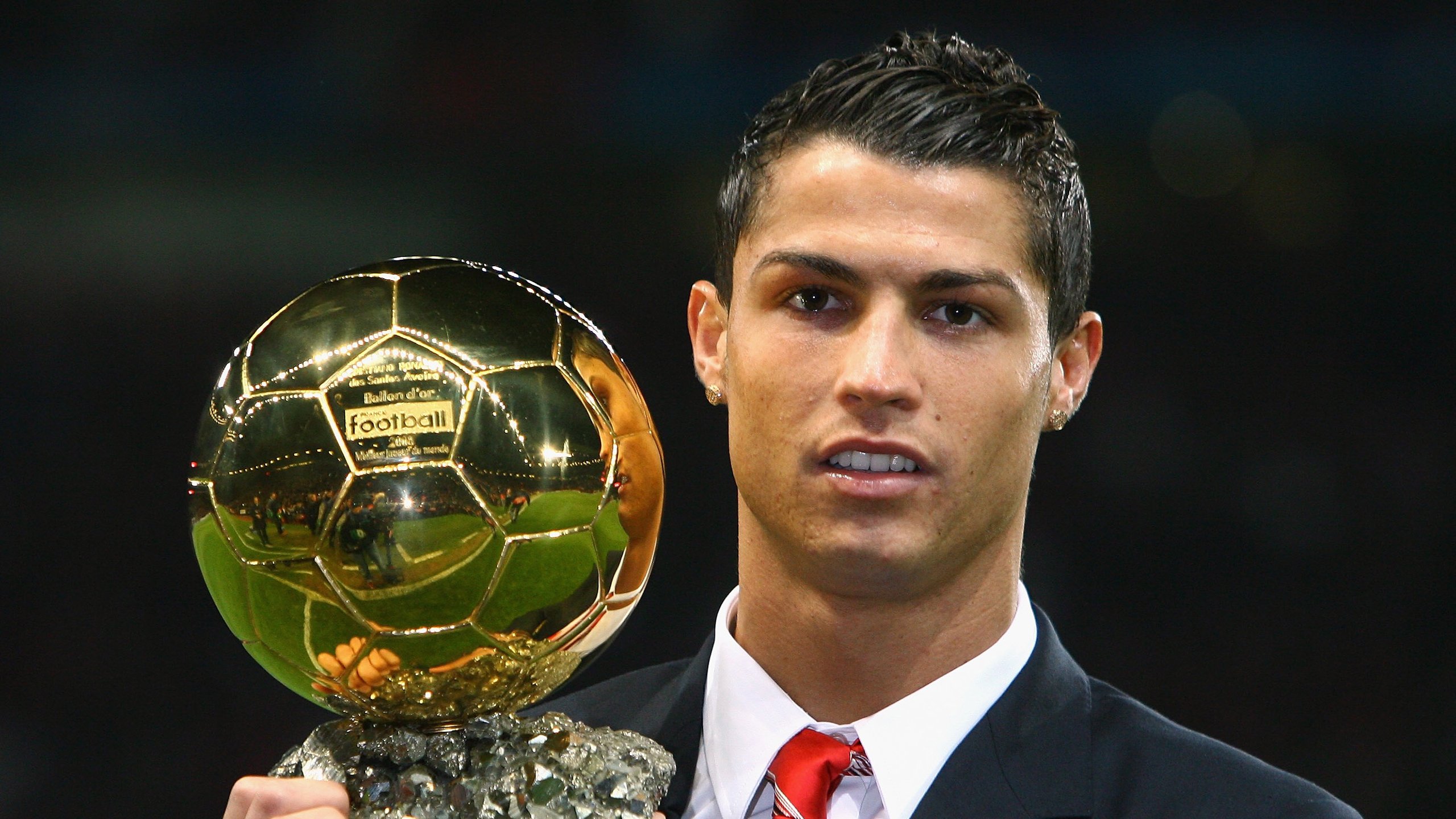 奥运周期关键战之夜,哈利伯顿高光表现引领美国男篮走向巴黎